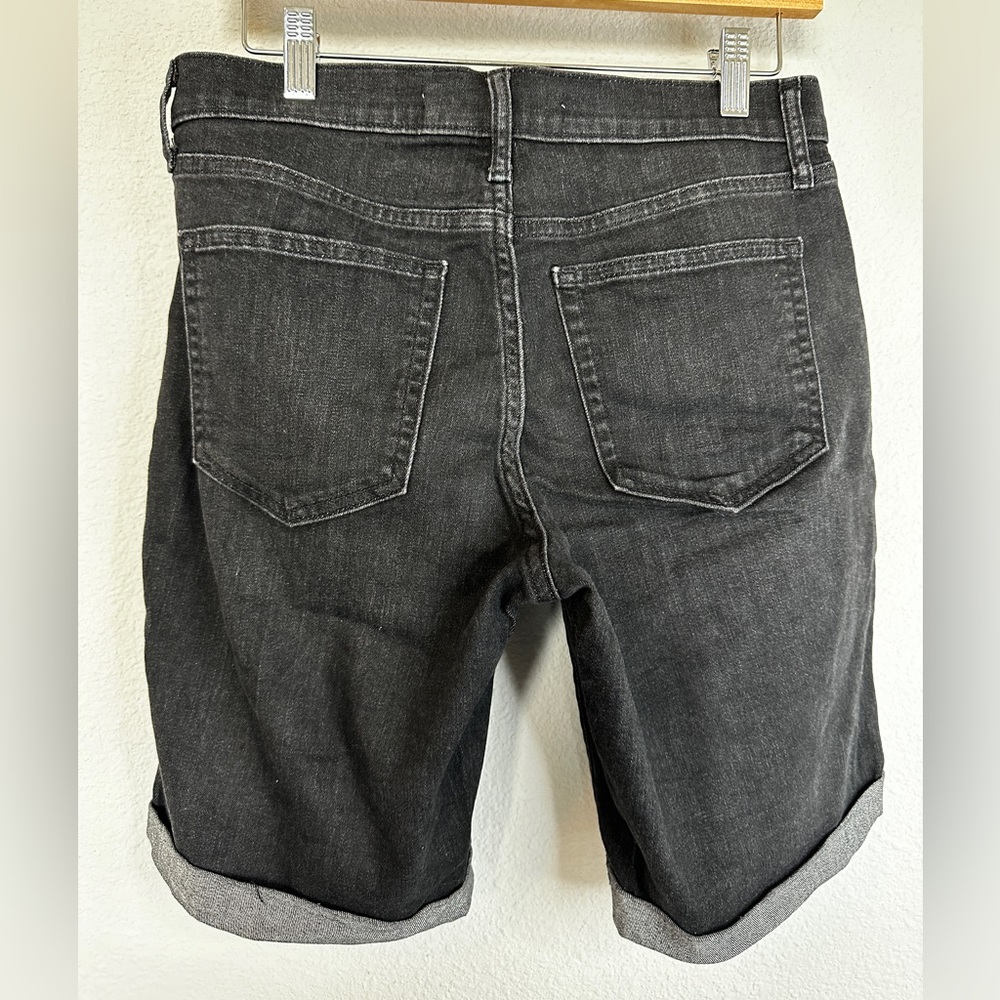 Gap Jean Bermuda Cut Offs - Picture 2 of 2